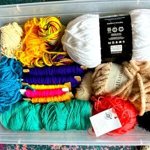 BIG Bundle of mixed 🧶🧶 yarn 2 lbs 12 oz Chenille Cotton Loops & Threads plus